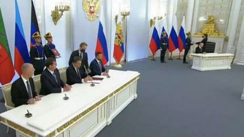 乌四地入俄签约仪式在克宫举行 中国人民欣羡俄有普京